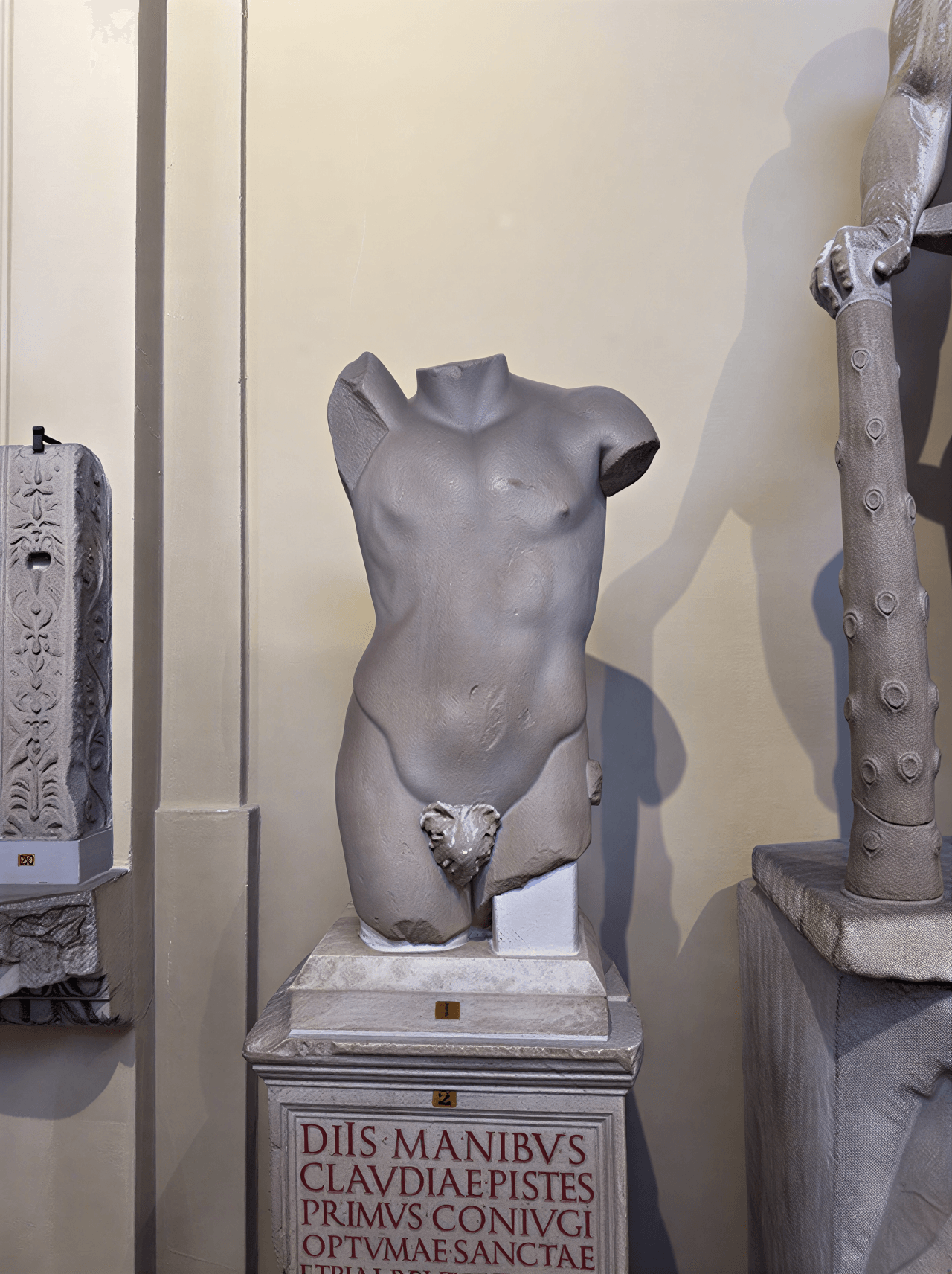 Sculpture Antique Évocatrice